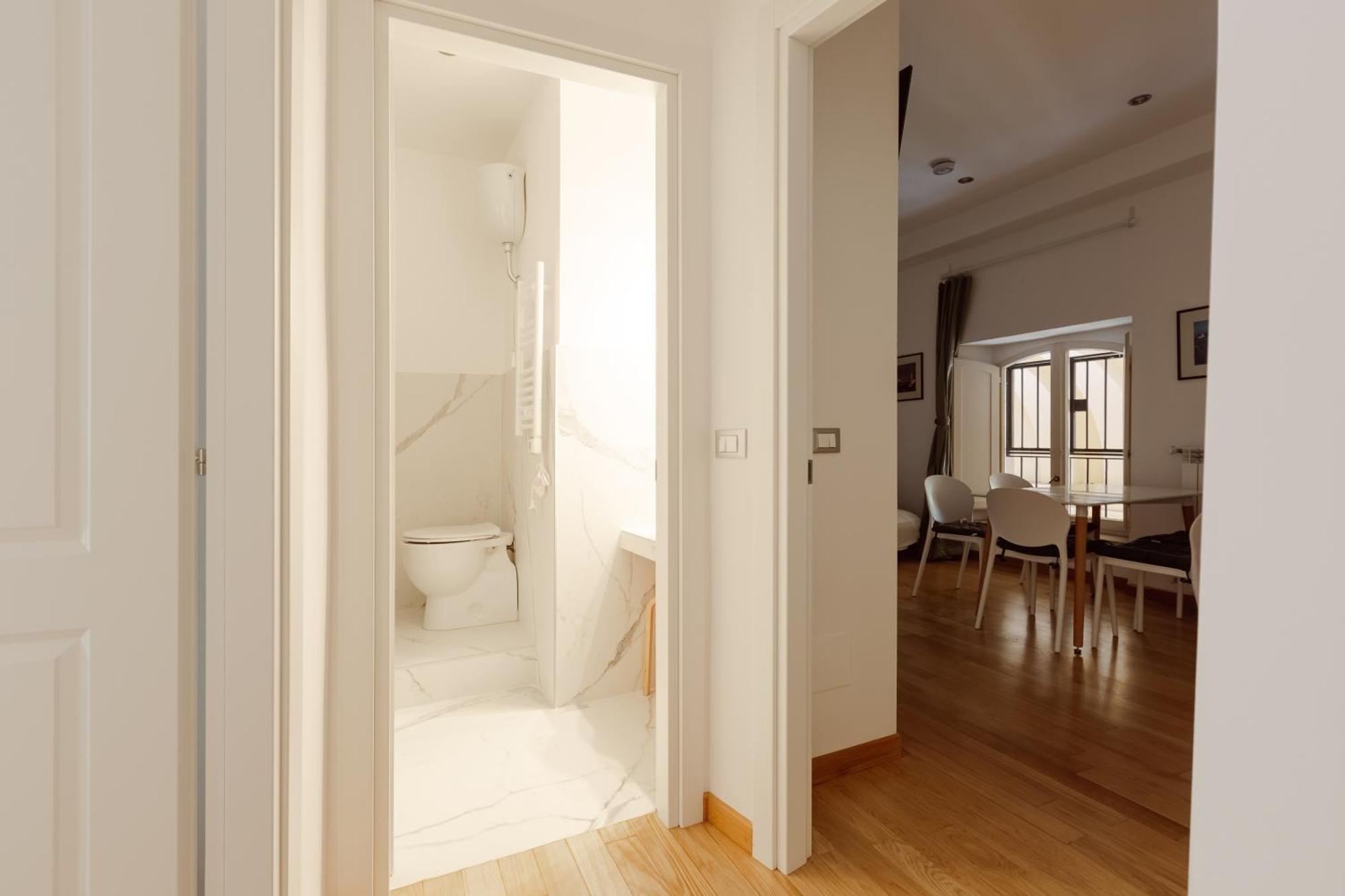 Happy Apartment
