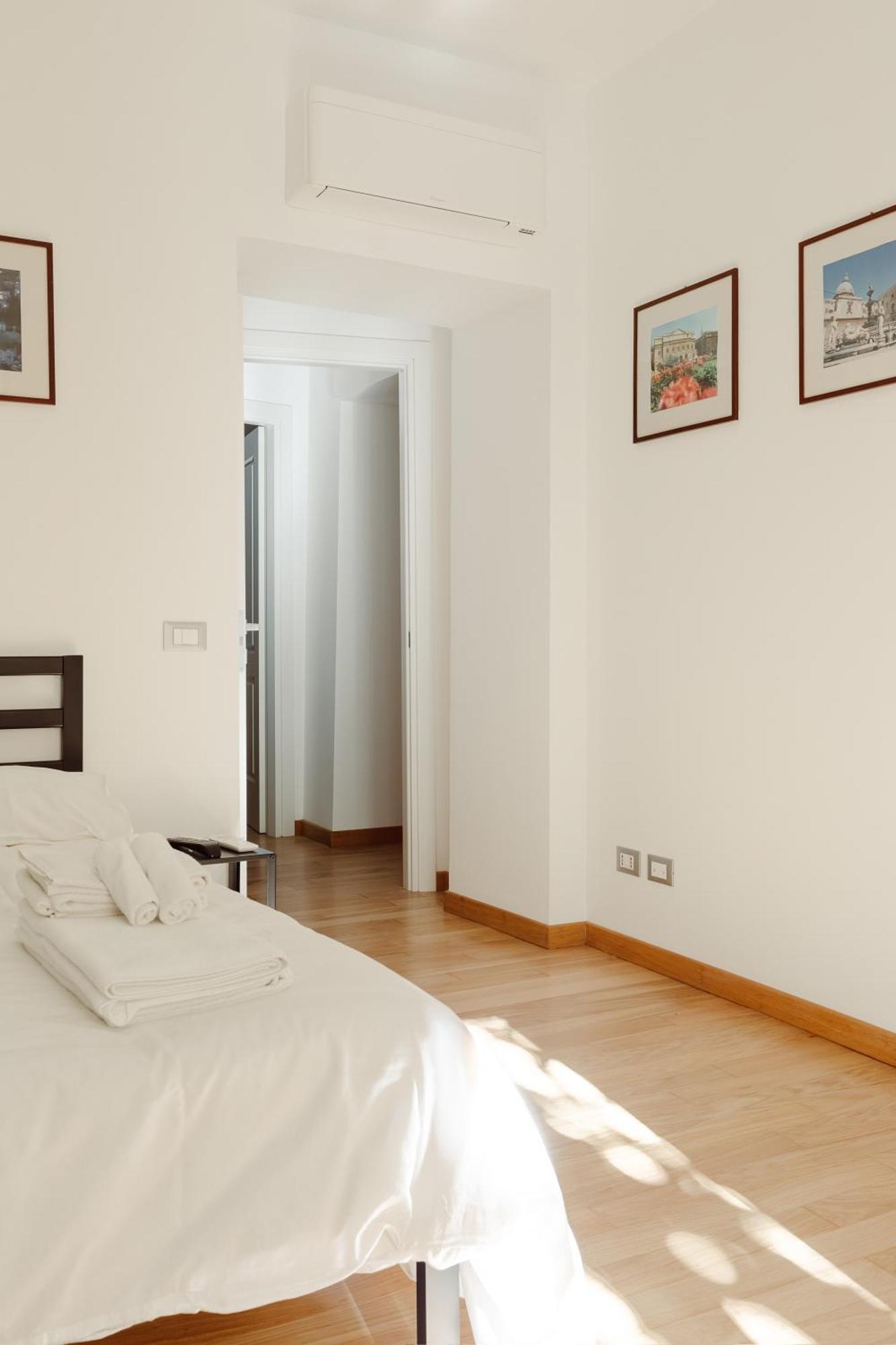 Happy Apartment Rom